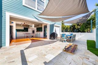 Winter Promo-Pool, Beach, Golf Cart, Putting Green - Clearwater Beach - 6