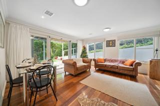 Holley House - Leura - 9