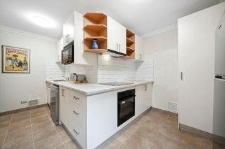 Holley House - Leura - 4