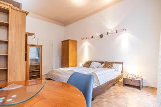 Cozy City Center Retreat 2BR Apt. Homelike Comfort - Wenen - 0