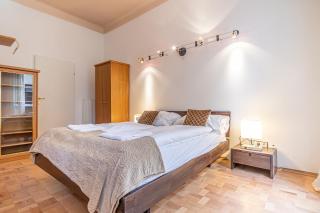 Peaceful Getaway 2BR Apartment with Shared Spaces - 4
