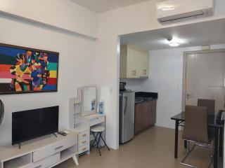 Alps at 150 Newport Blvd Condominum near T3 - Manila - 1