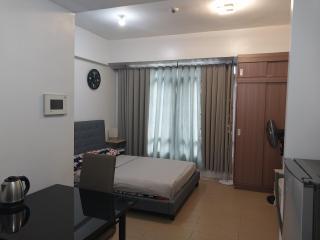 Alps at 150 Newport Blvd Condominum near T3 - Manila - 2