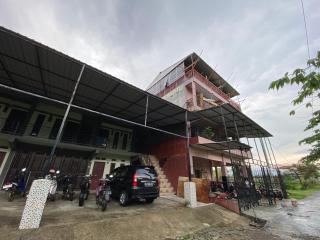 OYO 93414 Wisma Ratu Syariah Near SMP Negeri 2 Watang Pulu - Parepare - 7