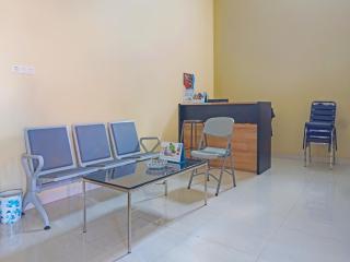 OYO 93414 Wisma Ratu Syariah Near SMP Negeri 2 Watang Pulu - Parepare - 6