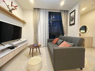 Sunset Seaview Studio Apartment at Kota Kinabalu City Centre - 5
