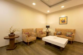 Classic Boutique Hotel & Luxury Service Apartments - Visakhapatnam - 4