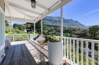Exclusive Tree Cottage with hot tub - Power Back-up - Kapstadt - 6