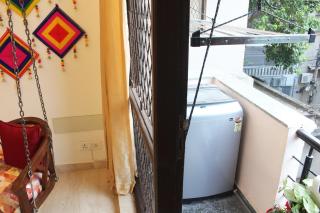 Luxurious Jacuzzi Hot Tub 1BHK Suite with Spa Tub 11 - Nova Deli - 1