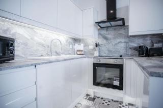 Caldey View - Luxury 2 Bedroom - Panorama - Tenby - 4