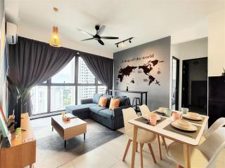 Modern Elegance Suite, 5 to 6 pax at Urban Suites Georgetown by SuperStay - Jelutong - 9