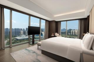 Crowne Plaza Jiangmen Binjiang by IHG - Jiangmen - 4