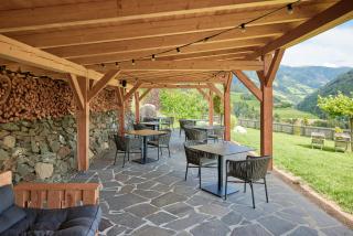 Ferienwohnung am Kernhof - Neues Apartment in ruhiger Lage mitten in der Natur - ideal für Paare, Familien, Gäste mit Hunden - Fiumes - 2