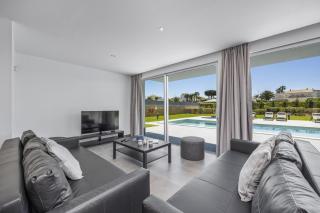 Villa Casa Gardenia by Villa Plus - Galé - 6