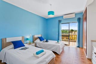 Villa Carlos by Villa Plus - Galé - 2