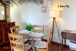 A Block away to Waikiki Beach Free Parking - 4