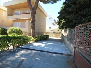 A RECER - Apartamento acogedor, tranquilo y bien situado, a tan sólo 100 m. de la playa. - ES-228-142 - Llança - 1