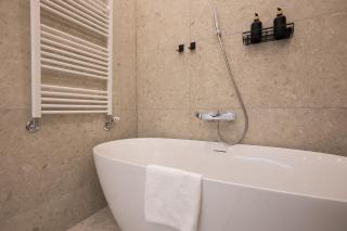 Brand-new 2-room apartment with a king size bed - Vienne - 5