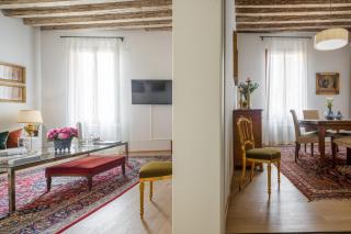 Miracoli Apartment with View on the Canal R&R - Venice - 5