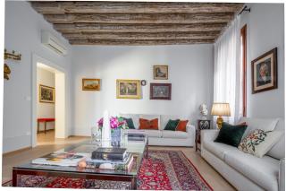 Miracoli Apartment with View on the Canal R&R - Venice - 8