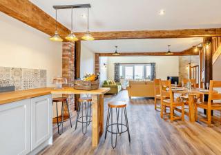 Monks Barn - Upwell - 3