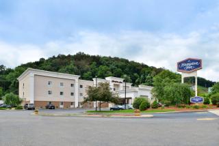 Wingate by Wyndham Steubenville - Steubenville - 0