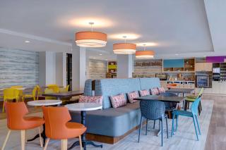 Home2 Suites By Hilton Anaheim Resort - Anaheim - 2