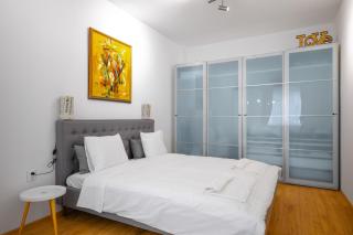 Modern 2BD Flat with Prime Location and Workspace by Flat Mаnager - Sofia - 8