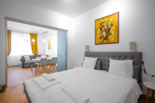 Modern 2BD Flat with Prime Location and Workspace by Flat Mаnager - Sofia - 1
