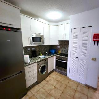 Castle Harbour 1 Bedroom Pool View C112 - Los Cristianos - 6