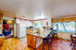 Wallowa Lake Inn, Whole Home - Joseph - 1