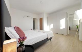 Cozy Apartment In Siena With Sauna - 8