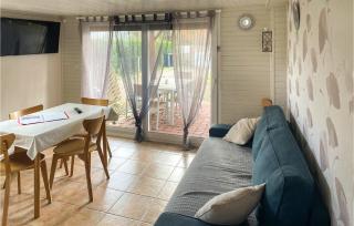 Awesome Home In Criquetot-Lesneval - 8