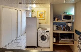 Awesome Home In Criquetot-Lesneval - 5