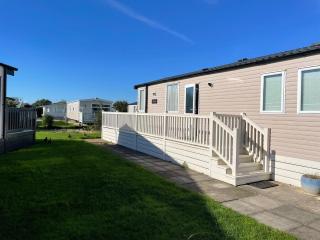 Stunning Caravan With Decking, Nearby Hunstanton Beach Ref 23232K - 7