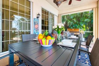 VILLA WATERFRONT - 3 BEDS - 3 BATHS - 6 GUESTS - LAKEVIEW & POOL/SPA - INCL. 10% OFF BOAT RENTAL - Cape Coral - 7