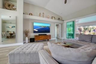VILLA VANITY - 3 BEDS - 3 BATHS - 6 GUESTS - GULF ACCESS & POOL/SPA - INCL.10% OFF BOAT RENTAL - 4