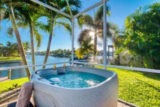 VILLA SUENO AMERICANO - 3 BEDS - 3 BATHS - 6 GUESTS - GULF ACCESS & POOL/SPA - INCL.10%OFF BOAT RENTAL - 9