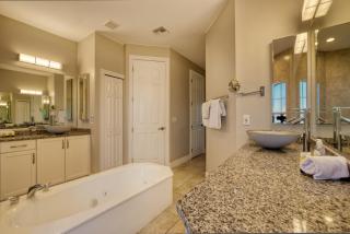 VILLA SUENO AMERICANO - 3 BEDS - 3 BATHS - 6 GUESTS - GULF ACCESS & POOL/SPA - INCL.10%OFF BOAT RENTAL - 5