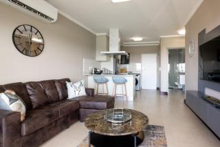 Luxury 303 Marina Bay Apartment - Durban - 7
