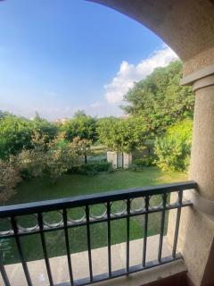 Luxurious, fully furnished and well-equipped Villa with modern amenities, stunning views, and convenient location for remote work or studying from home - Madinaty - 8