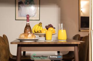 Four Bedroom Spacious House By Dreamy Homes Short Lets And Serviced Accommodation with Free Parking Near Salisbury City Centre - 3