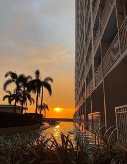 Condo in Pasay@ Breeze Residence by: Lsh Staycation - Manila - 0