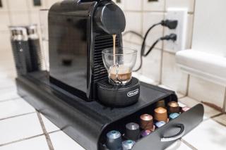 Vancouver Golf Villa - Private Oasis - 1