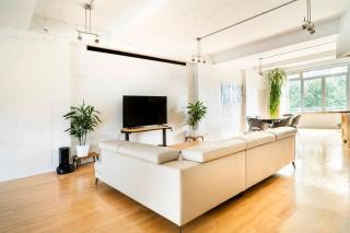 Mile End - Huge Bright & Modern Loft Suite - King Bed - Montreal - 3