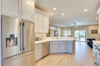 Hike and Golf Surprise Home with Patio and BBQ - 0