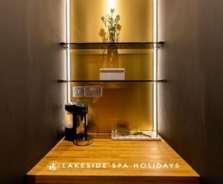 Reflections HM77 HOT TUB Lakeside Spa NEW - 8
