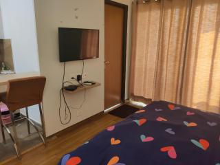 IG - Unohomes99 - Amazing Homestay Noida - Noida - 9
