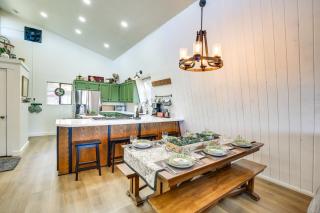 Colorful Running Springs Cabin with Incredible Views - Running Springs - 5