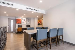 Holiday Inn Express Toronto-North York by IHG - Toronto - 7